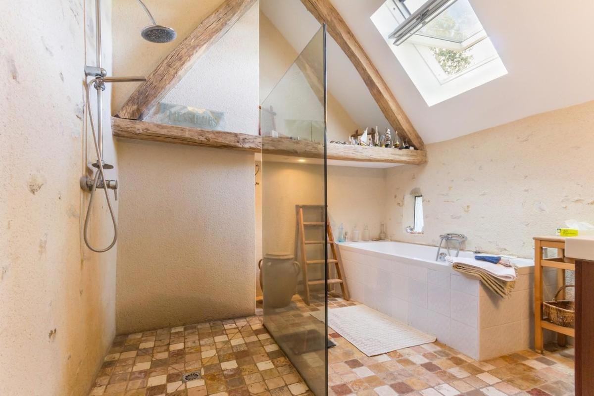 Bed and Breakfast La Thibaude - Livry Livry  Zewnętrze zdjęcie