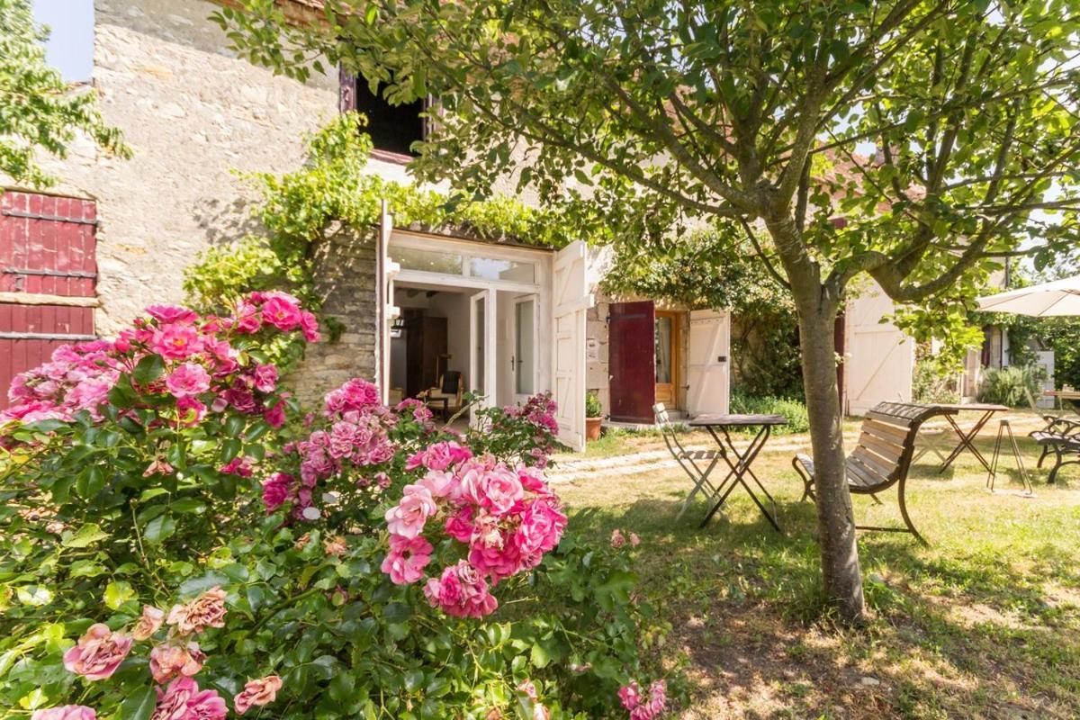 Bed and Breakfast La Thibaude - Livry Livry  Zewnętrze zdjęcie